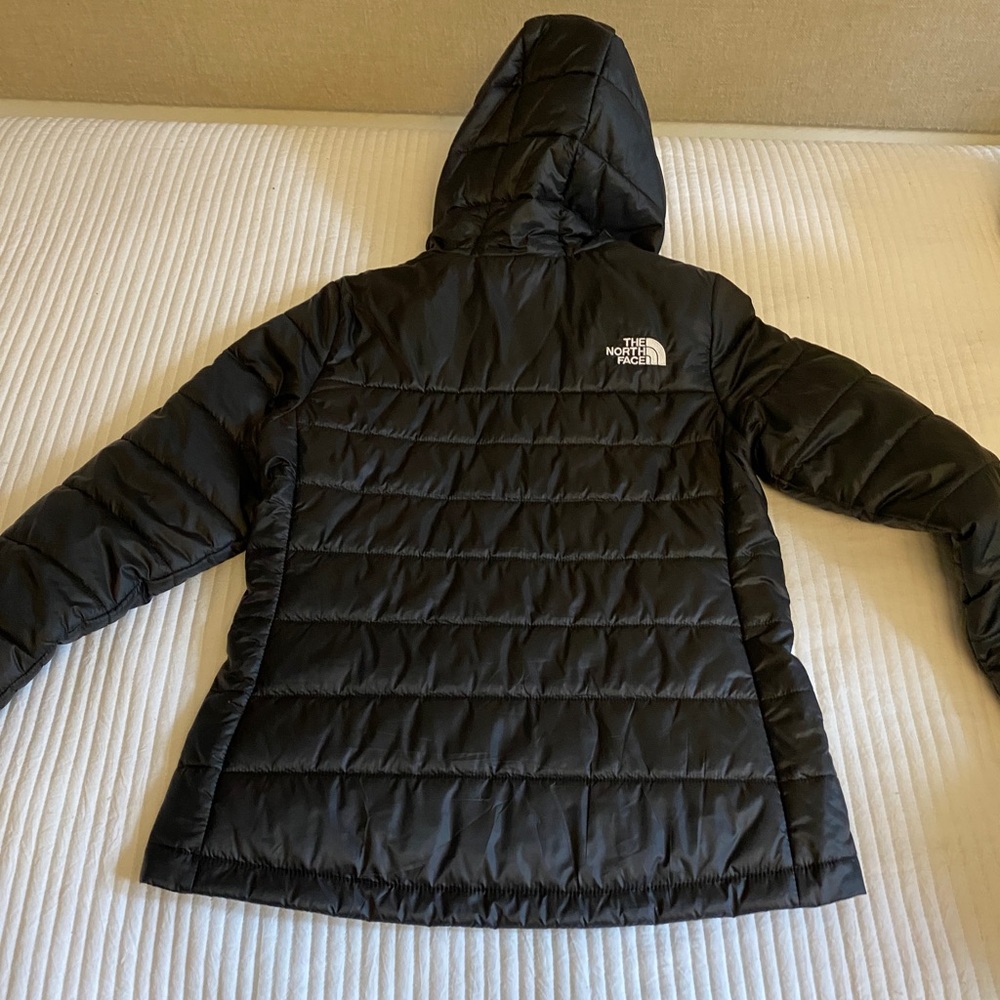 Nwot Northface Down Puffer Jacket - image 3